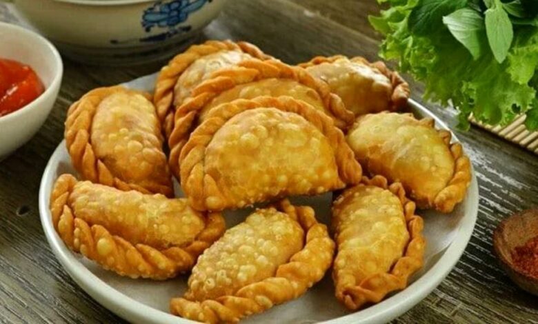 Bánh gối nhân thịt