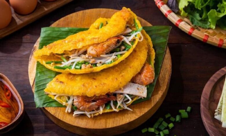 Bánh khoái Huế