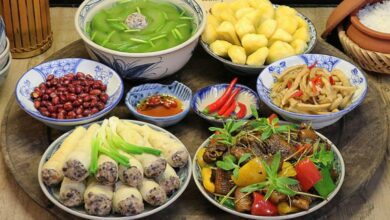 Bữa cơm trưa đồng quê