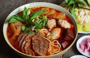 Bún bò Huế