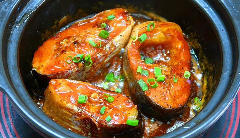 Cá basa kho riềng sả