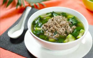 Canh cua rau đay mồng tơi