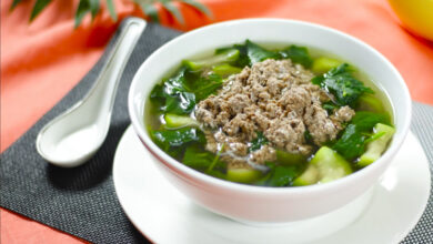 Canh cua rau đay mồng tơi