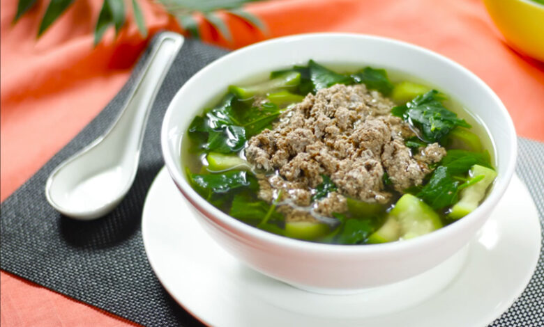 Canh cua rau đay mồng tơi