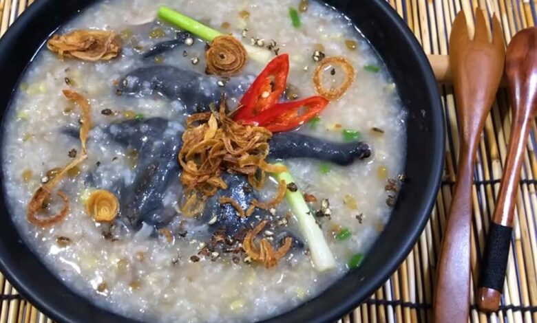 Cháo gà ác hạt sen