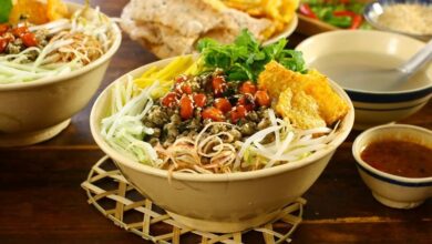 Cơm hến Huế
