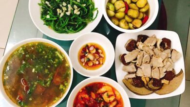 Mâm cơm gia đình 4 người
