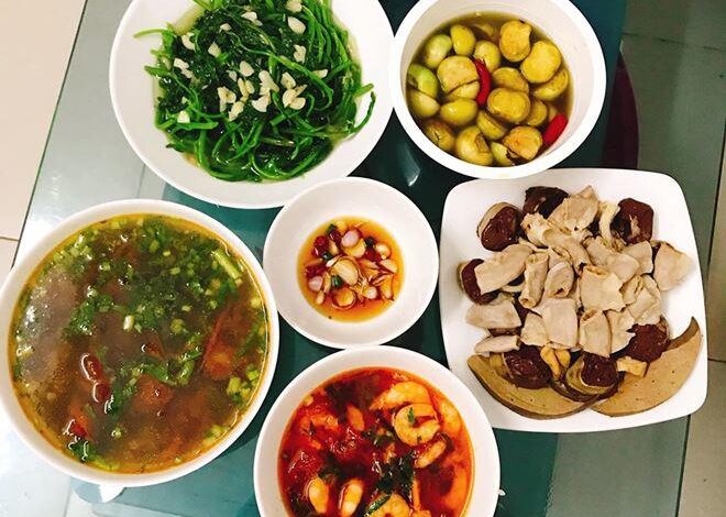 Mâm cơm gia đình 4 người