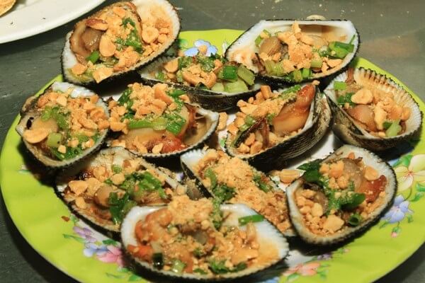 Ốc nướng mỡ hành