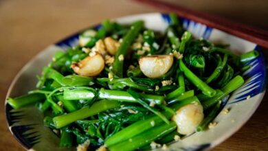 Rau muống xào tỏi