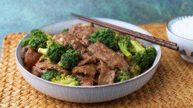 Súp lơ xào thịt bò